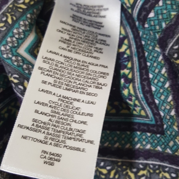 blouse - Picture 4 of 5